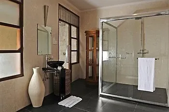 Villa Mimpi Manis *
