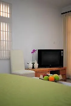 Villa Mimpi Manis *